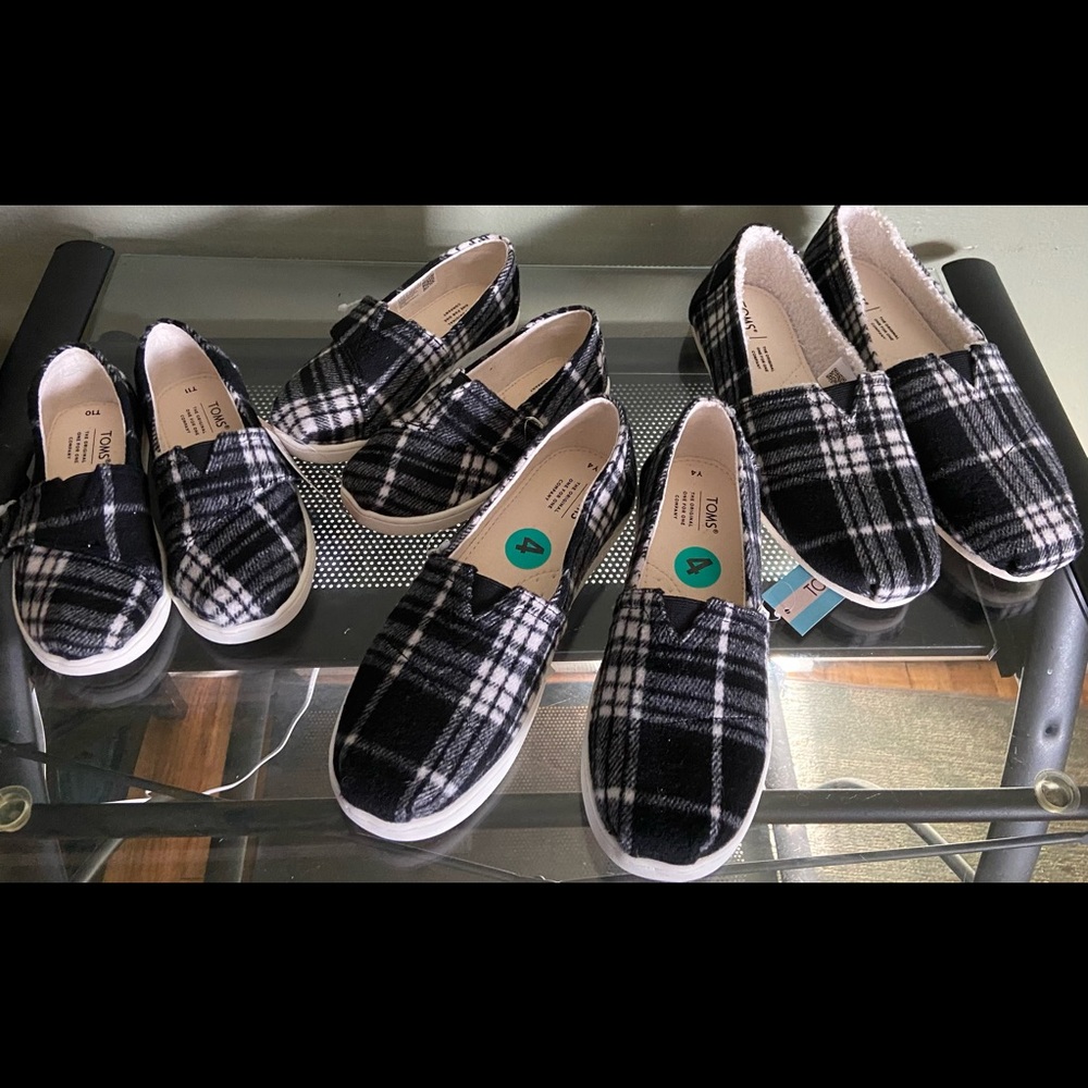 TOMS Black/White Plaid/Faux Shearling Slip On Shoes (Kids Size Available Too)